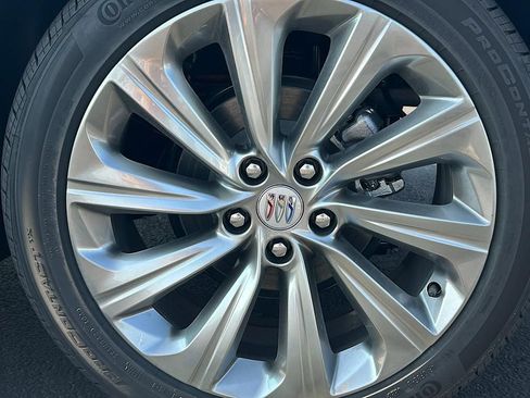 New 2025 Buick Envista Avenir image 26