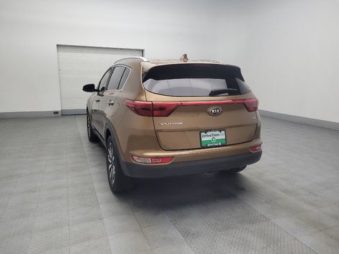 Used 2018 Kia Sportage EX image 5