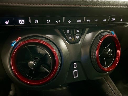 Used 2020 Chevrolet Blazer RS image 16