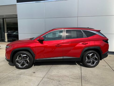 Used 2023 Hyundai Tucson SEL w/ Convenience Package AWD/4WD image 2