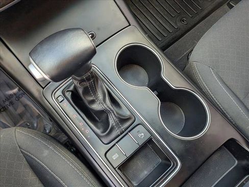 Used 2020 Kia Sorento S image 12