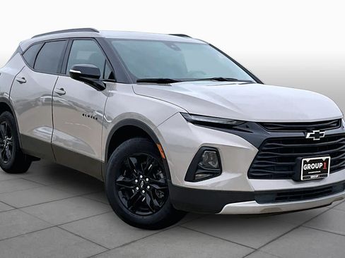 Used 2021 Chevrolet Blazer LT FWD image 3