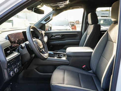 New 2026 Chevrolet Suburban LS w/ Max Trailering Package AWD/4WD image 17