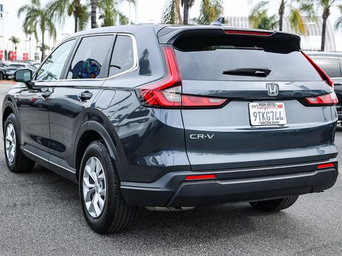 Used 2025 Honda CR-V LX image 4