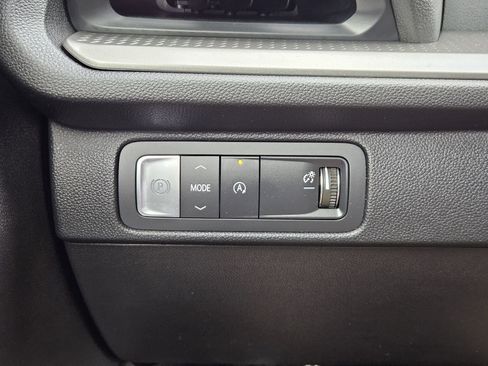 Certified 2026 Chevrolet Traverse LT w/ Driver Confidence Package image 23