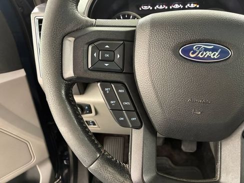 Used 2016 Ford F150 XLT w/ Equipment Group 302A Luxury AWD/4WD image 23