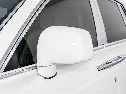 Used 2016 Rolls-Royce Phantom Sedan image 27