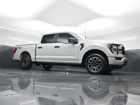 Used 2023 Ford F150 XL w/ STX Appearance Package RWD image 4