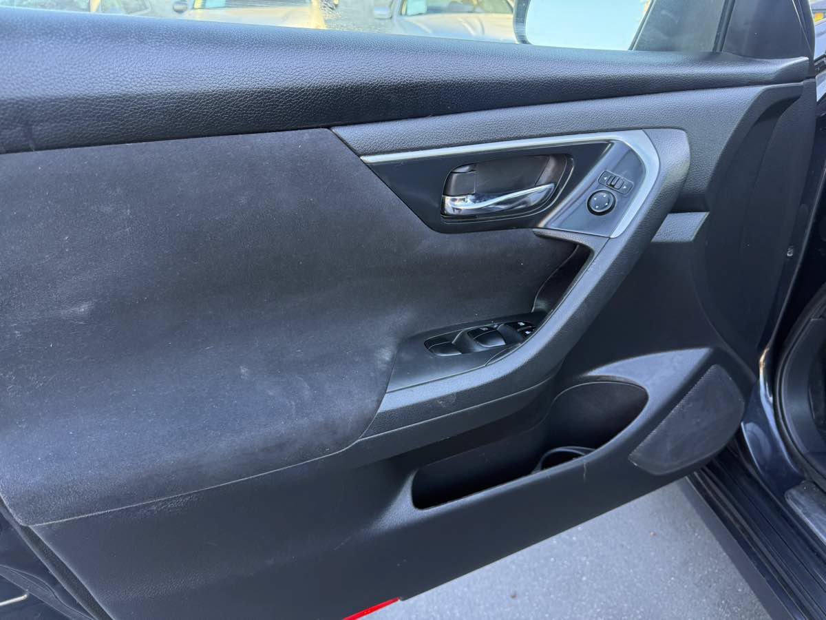 Used 2014 Nissan Altima 2.5 S FWD image 27