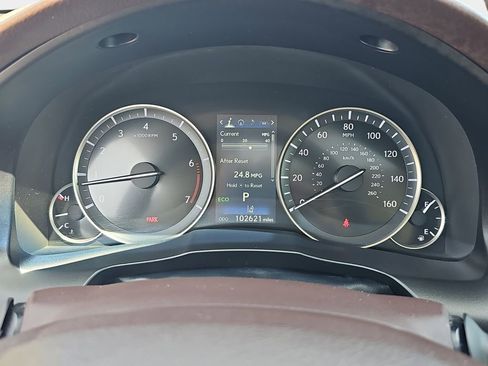 Used 2016 Lexus ES 350 w/ Luxury Package w/Wood Trim FWD image 21