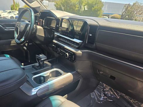 Used 2024 Chevrolet Silverado 1500 LTZ w/ Z71 Off-Road Package AWD/4WD image 11