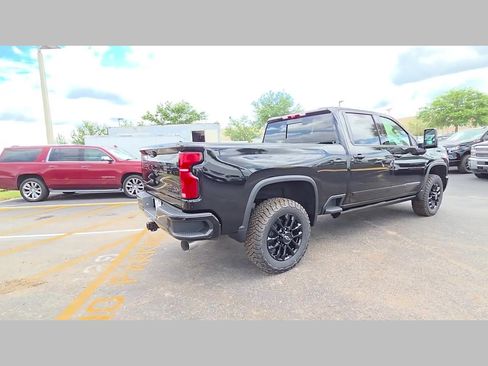New 2026 Chevrolet Silverado 2500 High Country w/ Midnight Edition AWD/4WD image 19