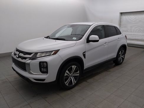 Used 2025 Mitsubishi Outlander Sport ES AWD/4WD image 2
