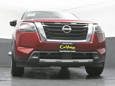 Used 2022 Nissan Pathfinder SL image 57