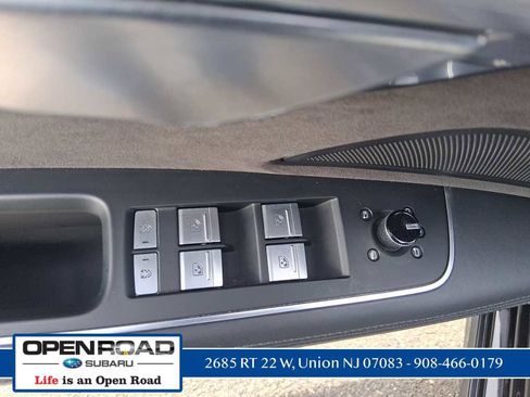 Used 2020 Audi S8 L w/ S8 Executive Package image 16