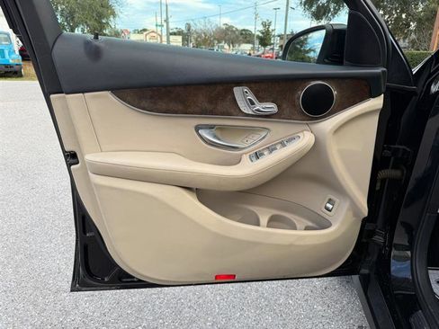 Used 2016 Mercedes-Benz GLC 300 GLC300 4MATIC image 10