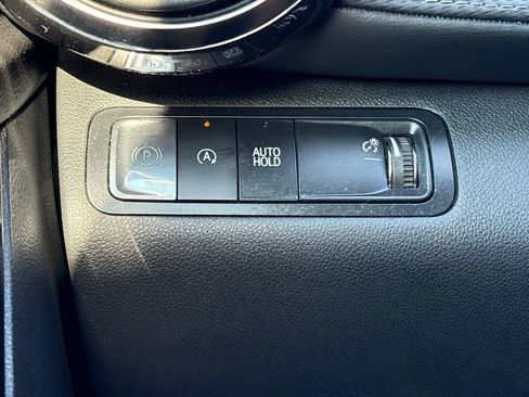Used 2025 Chevrolet Equinox LT FWD image 55
