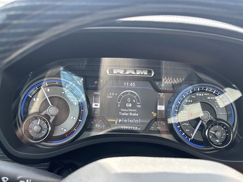 Used 2021 RAM 1500 Limited AWD/4WD image 29
