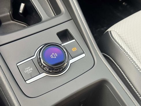 New 2026 Volkswagen Tiguan SE image 23