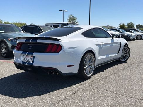 Used 2017 Ford Mustang Shelby GT350 w/ Electronics Package RWD image 4