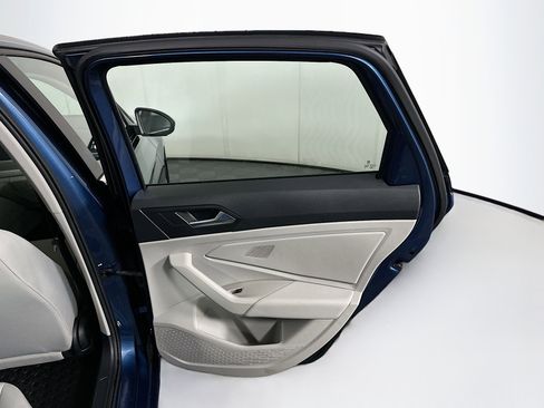 Used 2019 Volkswagen Jetta S w/ Driver Assistance Package image 27