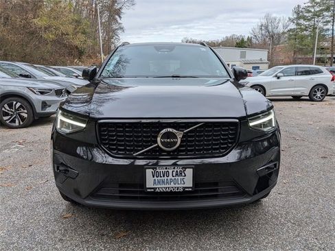 Certified 2023 Volvo XC40 B5 Plus w/ Protection Package Premier image 2