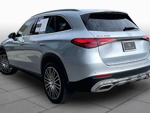 Used 2023 Mercedes-Benz GLC 300 image 12