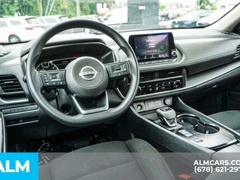 Used 2024 Nissan Rogue S FWD image 27