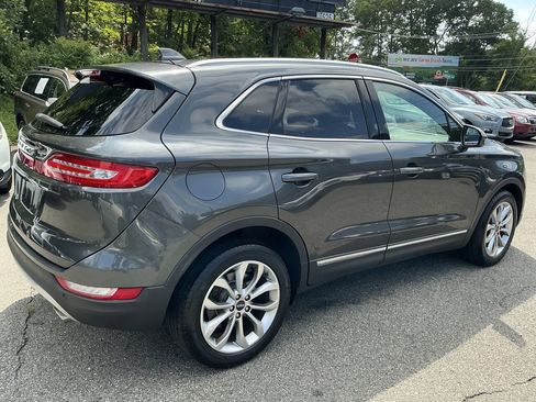 Used 2019 Lincoln MKC Select w/ Select Plus Package AWD/4WD image 6