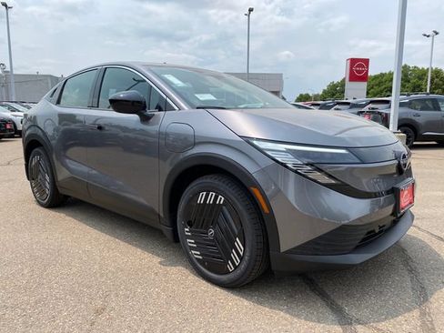 New 2026 Nissan Leaf FWD image 7