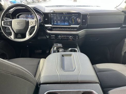 Used 2022 Chevrolet Silverado 1500 RST AWD/4WD image 19