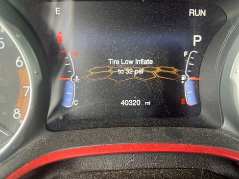 Used 2019 Jeep Compass Trailhawk w/ Leather Interior Group AWD/4WD image 5