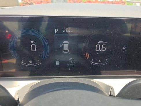 Used 2026 Hyundai Tucson SE FWD image 16