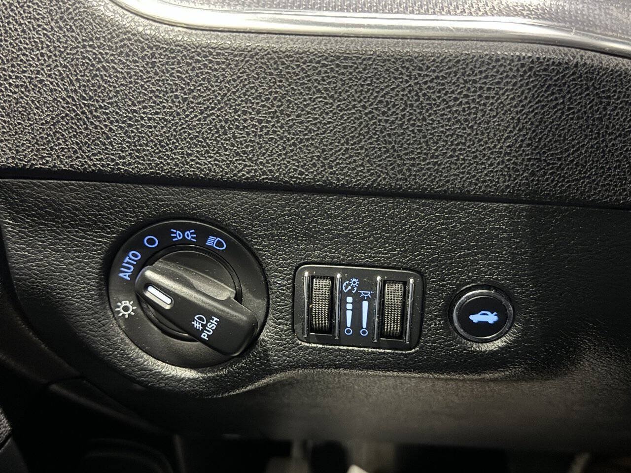 Used 2014 Dodge Charger R/T AWD/4WD image 29