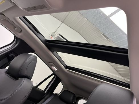 Certified 2025 MAZDA CX-50 2.5 Hybrid w/ Premium Plus Pkg image 7