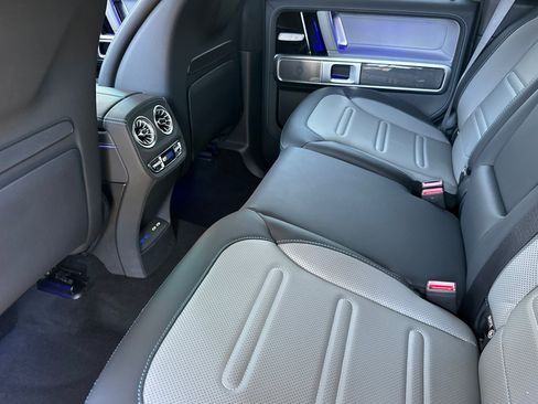 Used 2025 Mercedes-Benz G 580 w/ EQ Technology image 15