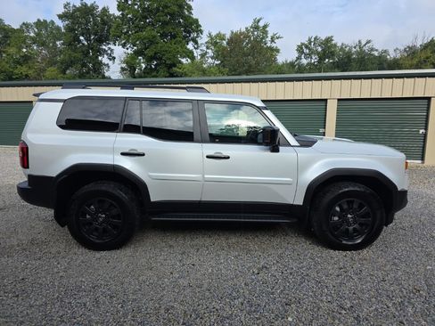 Certified 2025 Toyota Land Cruiser AWD/4WD image 7