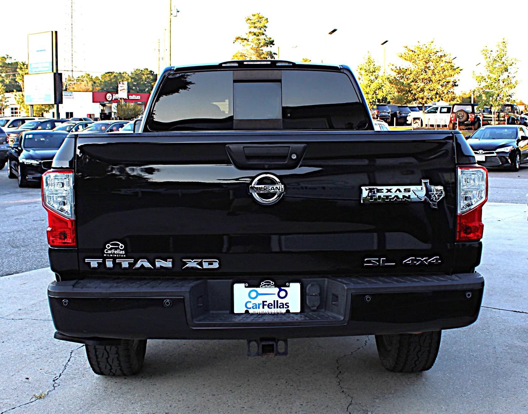 Used 2018 Nissan Titan SL w/ Texas Titan Edition AWD/4WD image 4