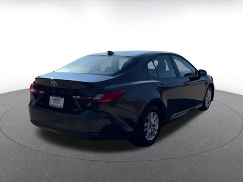 Used 2025 Toyota Camry LE image 12