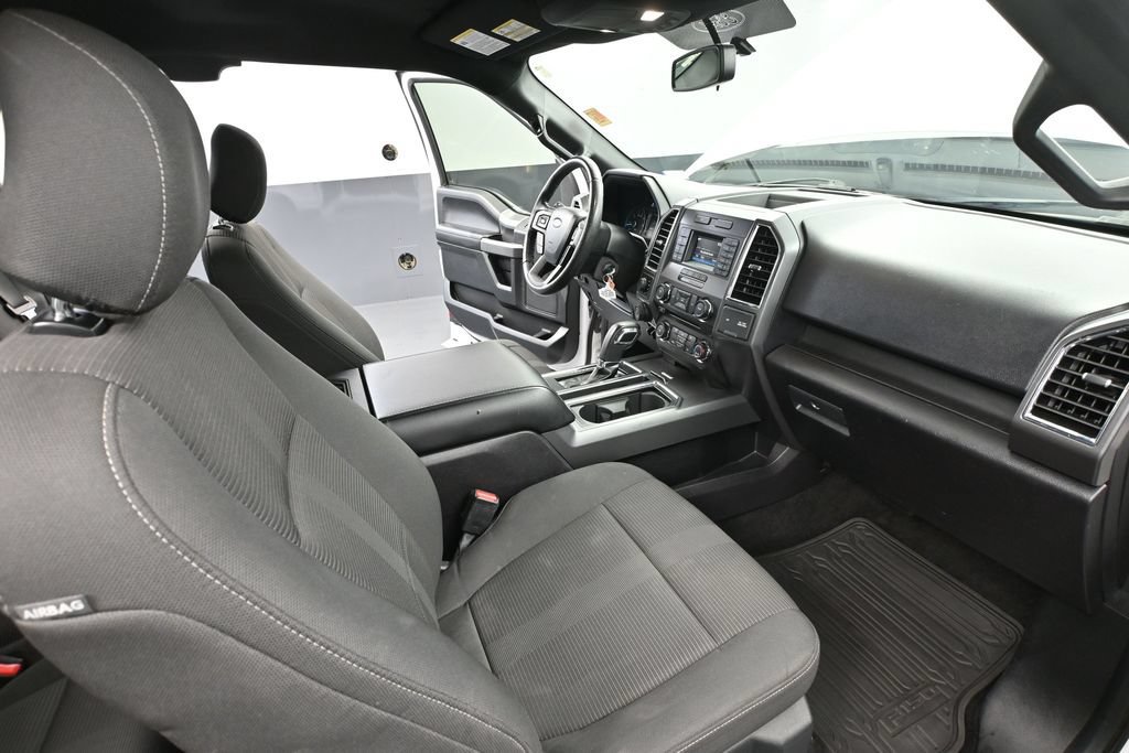 Used 2016 Ford F150 XLT w/ Equipment Group 301A Mid AWD/4WD image 39