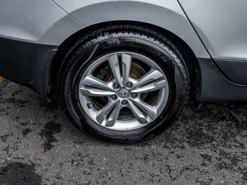 Used 2012 Hyundai Tucson GLS AWD/4WD image 6