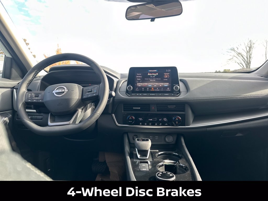 Certified 2026 Nissan Rogue SV AWD/4WD image 22