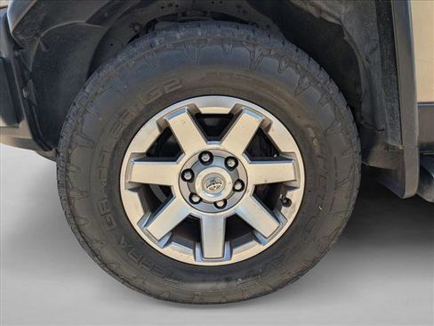 Used 2014 Toyota FJ Cruiser 4WD w/ Upgrade Package image 19