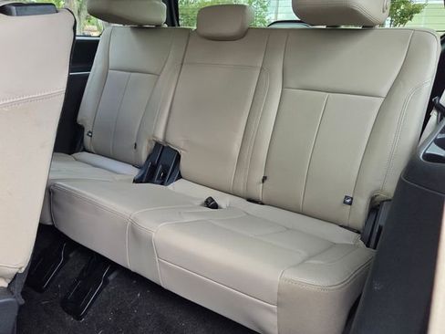 Used 2022 Ford Expedition XLT RWD image 14
