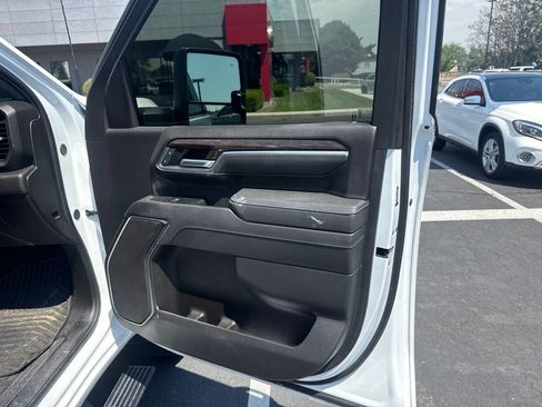 Used 2025 GMC Sierra 2500 SLE w/ SLE Value Package; AWD/4WD image 28