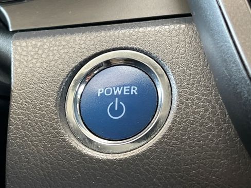 Used 2022 Toyota Camry LE FWD image 22