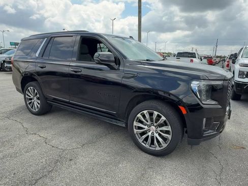 Used 2021 GMC Yukon Denali w/ Denali Premium Package AWD/4WD image 2