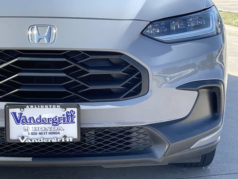 Used 2023 Honda HR-V Sport image 8