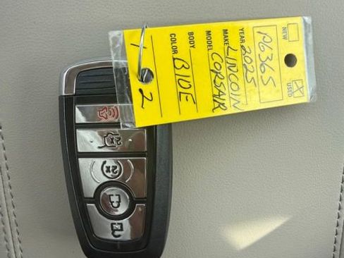 Used 2025 Lincoln Corsair Grand Touring w/ Jet Appearance Package image 21