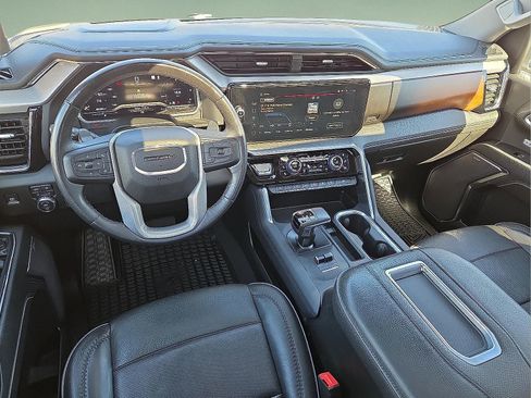 Used 2022 GMC Sierra 1500 Denali w/ Denali Reserve Package image 11